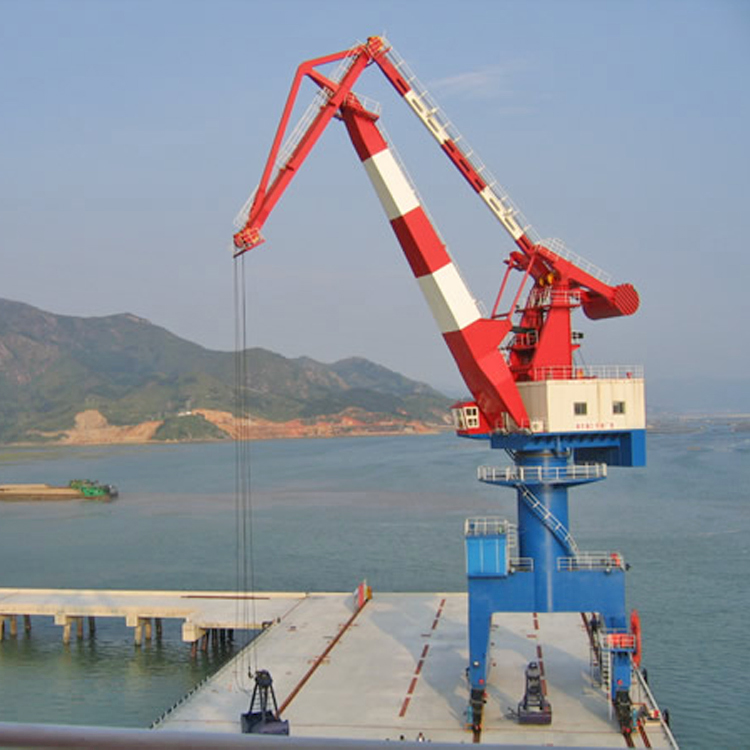 Rail Mounted Floating Dock Sea shipyard portal crane