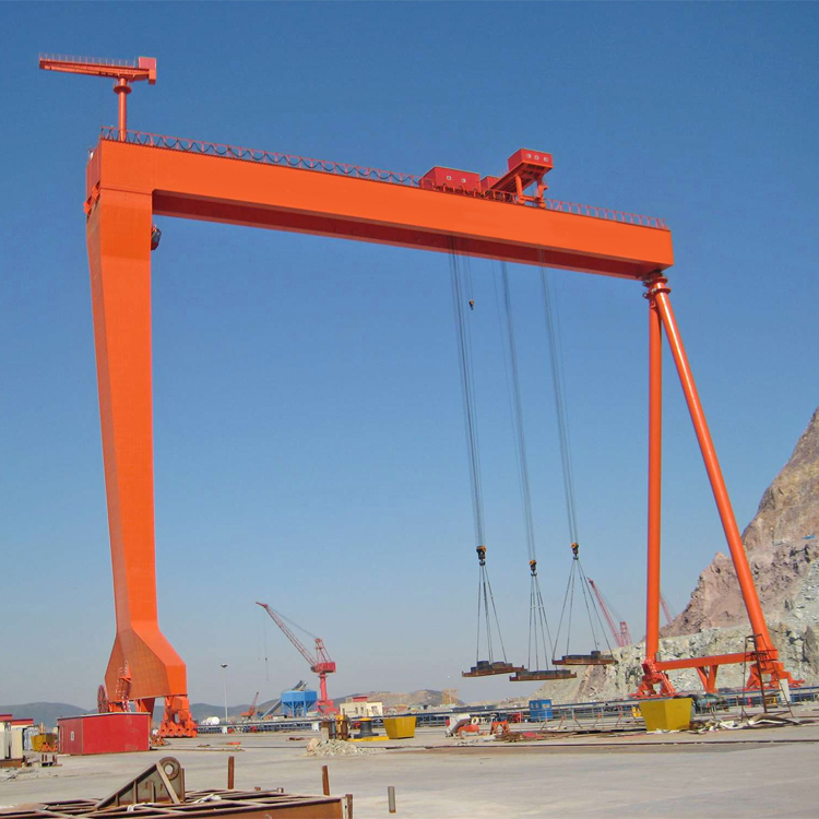 Ship yard gantry crane