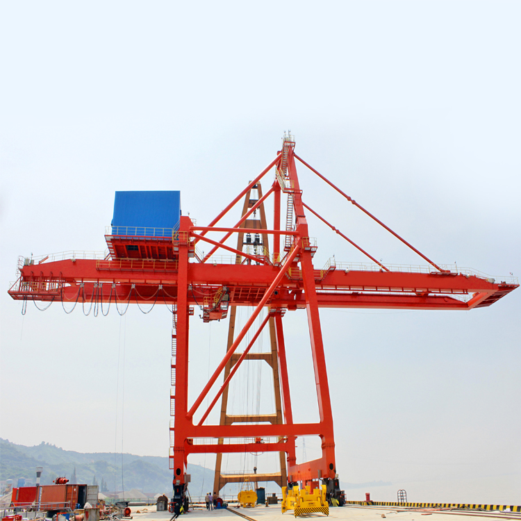 Ship to shore container cranes